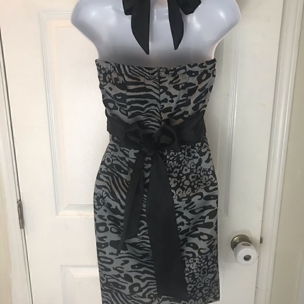 Beautiful Snap Size 7 Halter Dress! - Picture 3 of 4